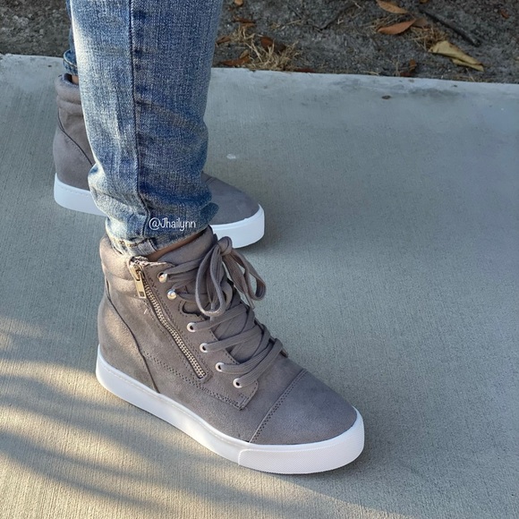 Grey side zipper lace up sneaker - Picture 6 of 6